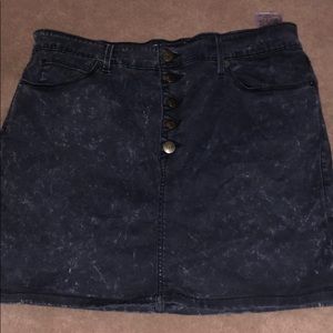 Black Guess Jean Skirt